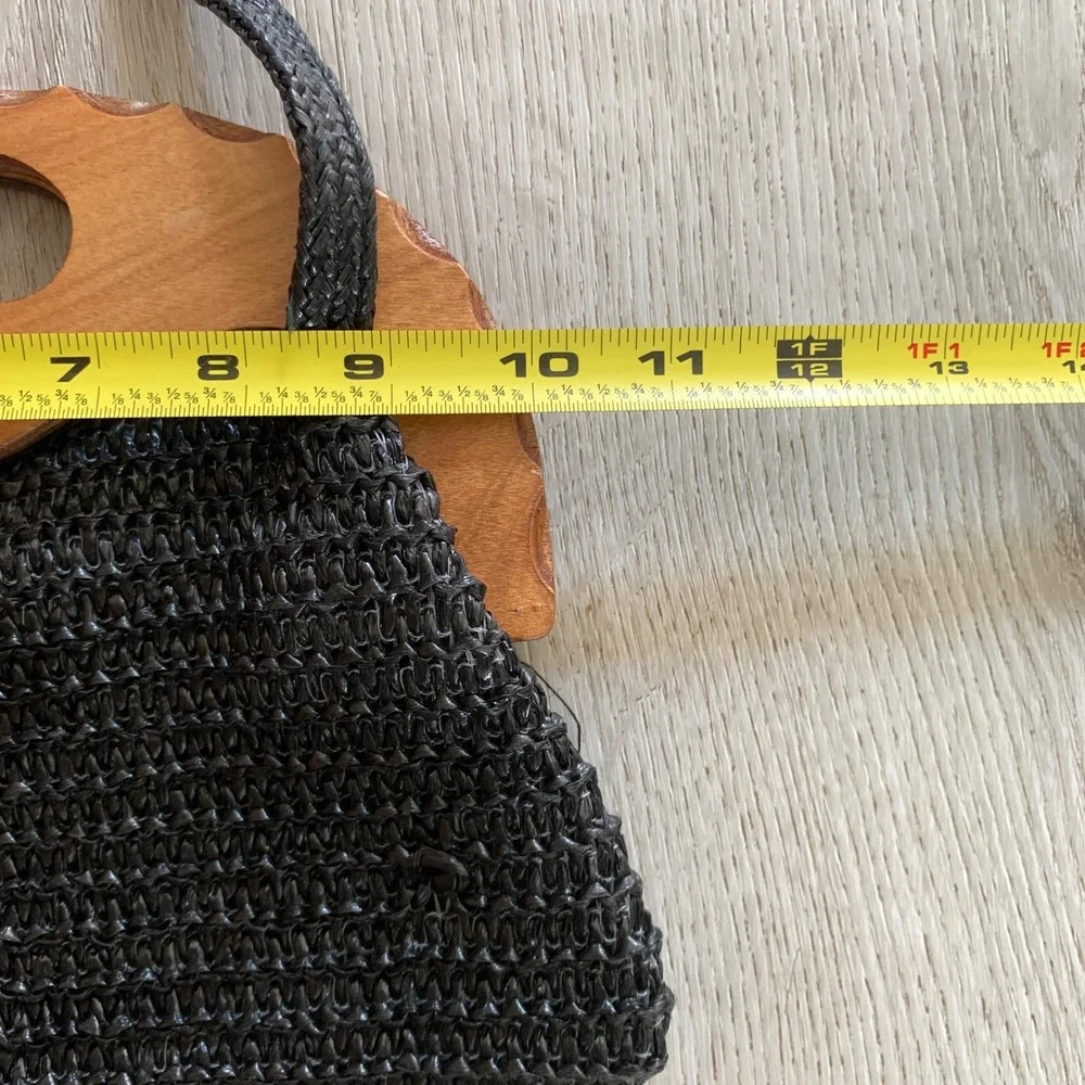 Vintage 1980 Holiday Fair Black Woven Straw Purse Wooden Handle Crossbody Bag